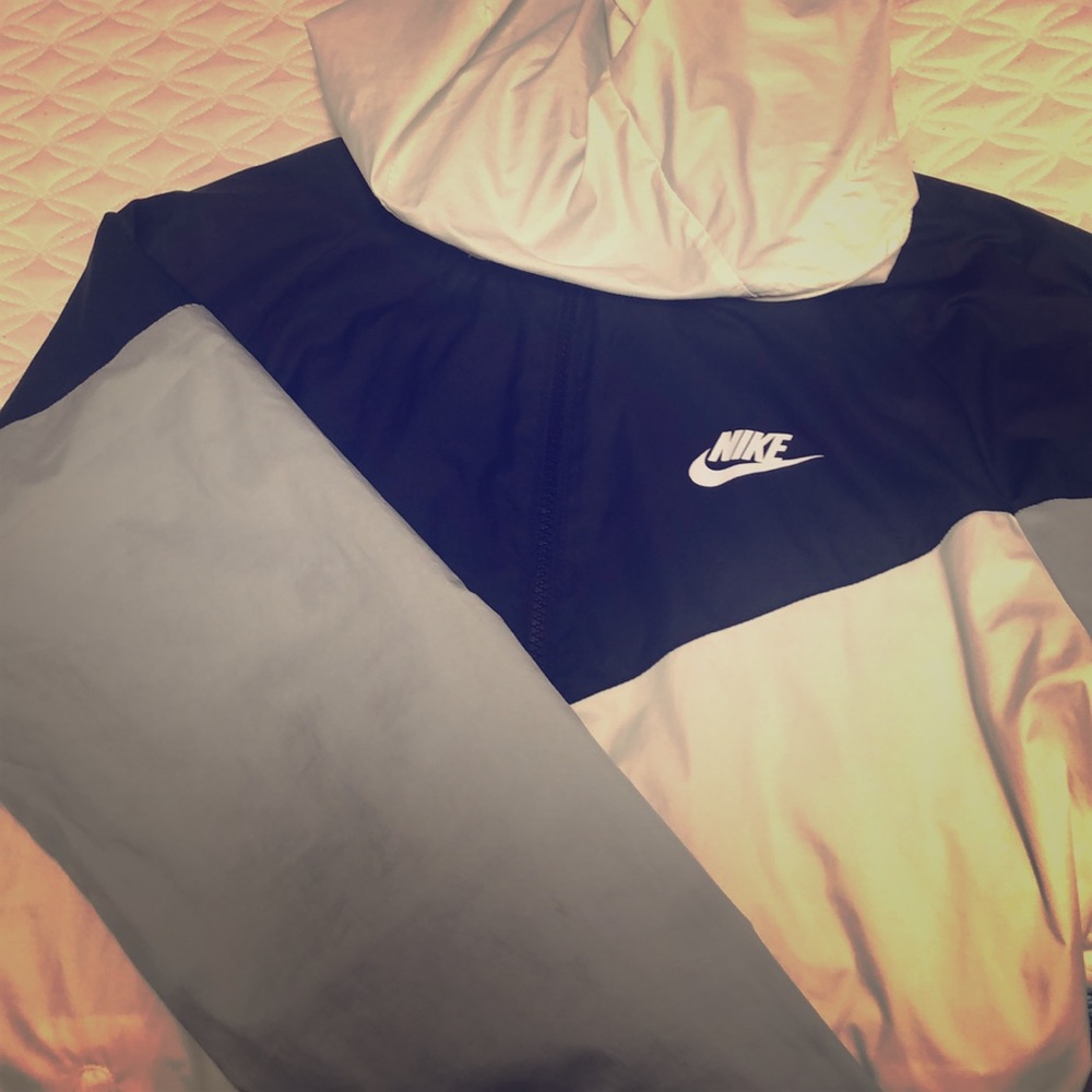 Nike windbreaker